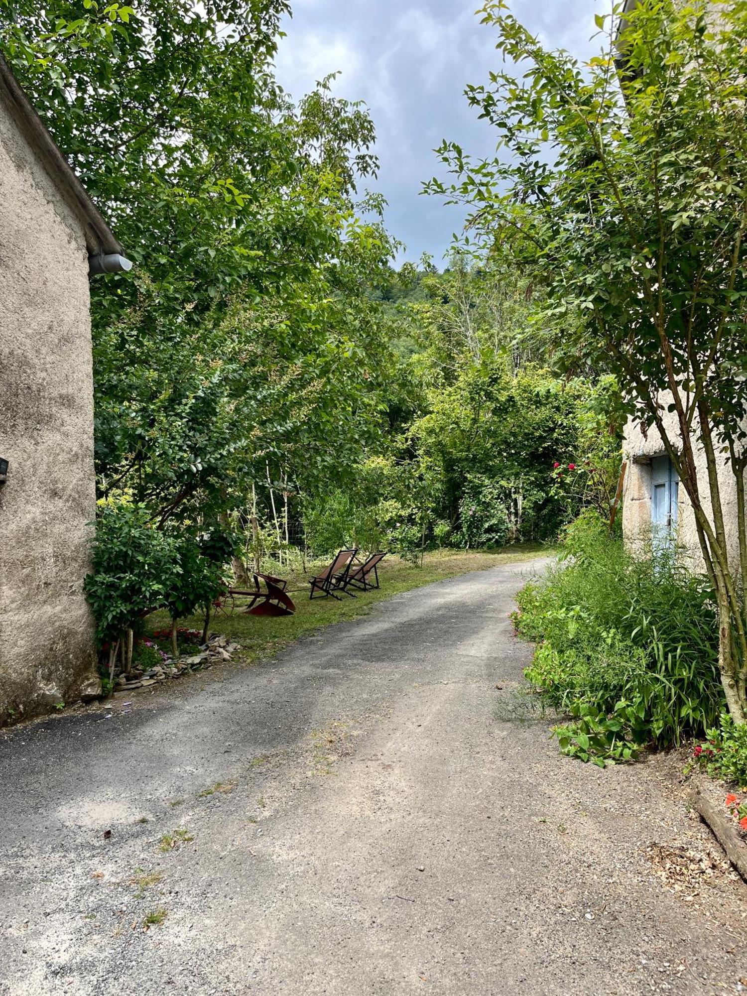 Parenthese En Foret - Lodge Baliveau Le Bez  Экстерьер фото